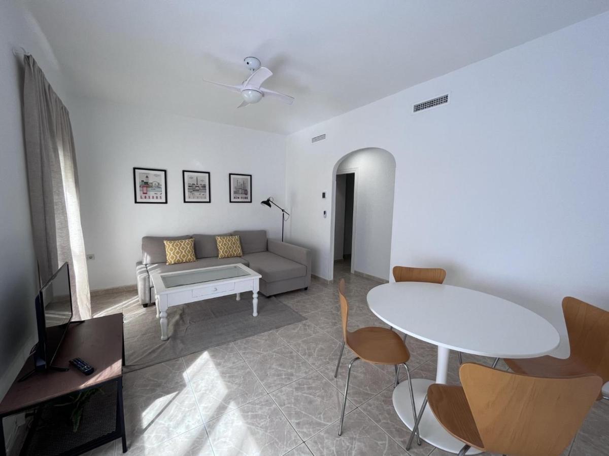 Seaty Center By Gms Apartamentos Fuengirola Ngoại thất bức ảnh