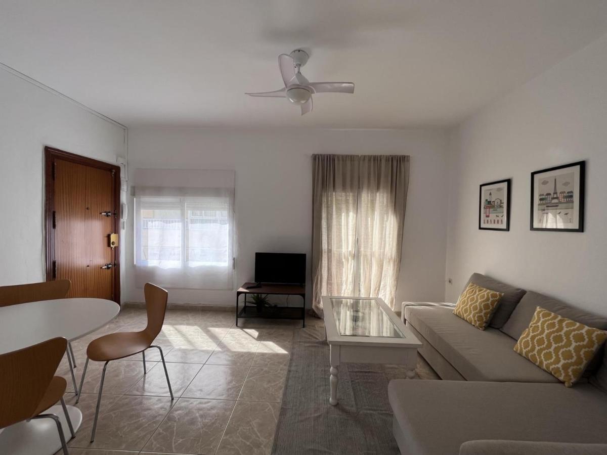 Seaty Center By Gms Apartamentos Fuengirola Ngoại thất bức ảnh